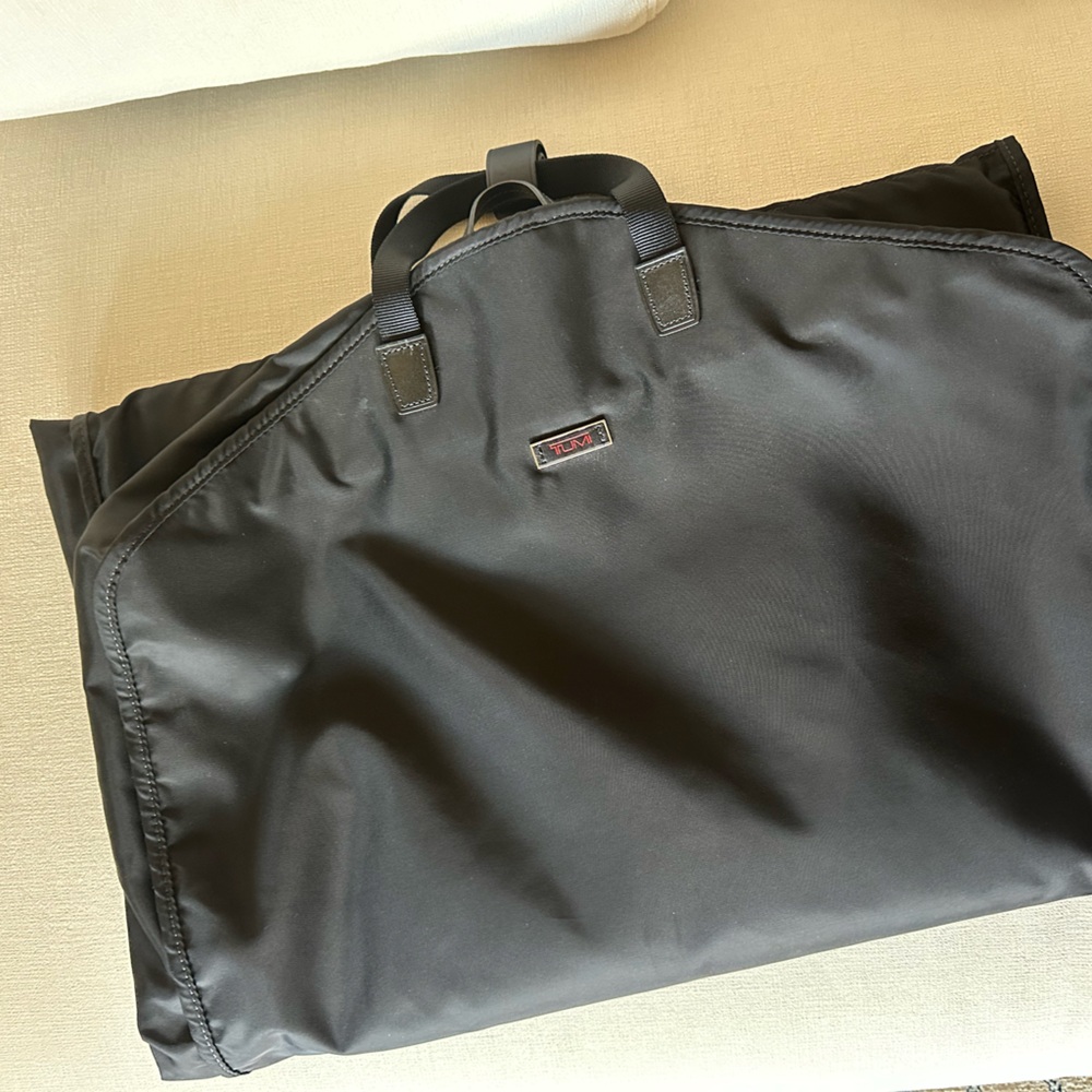 Tumi garment cover travel accessory